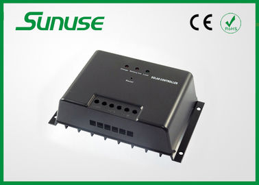 LED の表示器を含む 20A 12V 24V IP32 MPPT の太陽電池パネル充満コントローラー