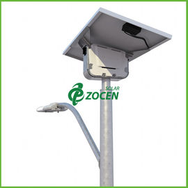 IP65 20W 5M Q235 ポーランド人の省エネ LED の太陽電池パネルの街灯