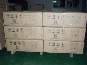PMseriesラックは、オンラインのHF UPSをマウント
