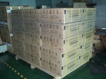 PMseriesラックは、オンラインのHF UPSをマウント