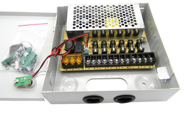 9 つのチャネル CCTV のカメラの電源、12V 5Amps CCTV の電源箱